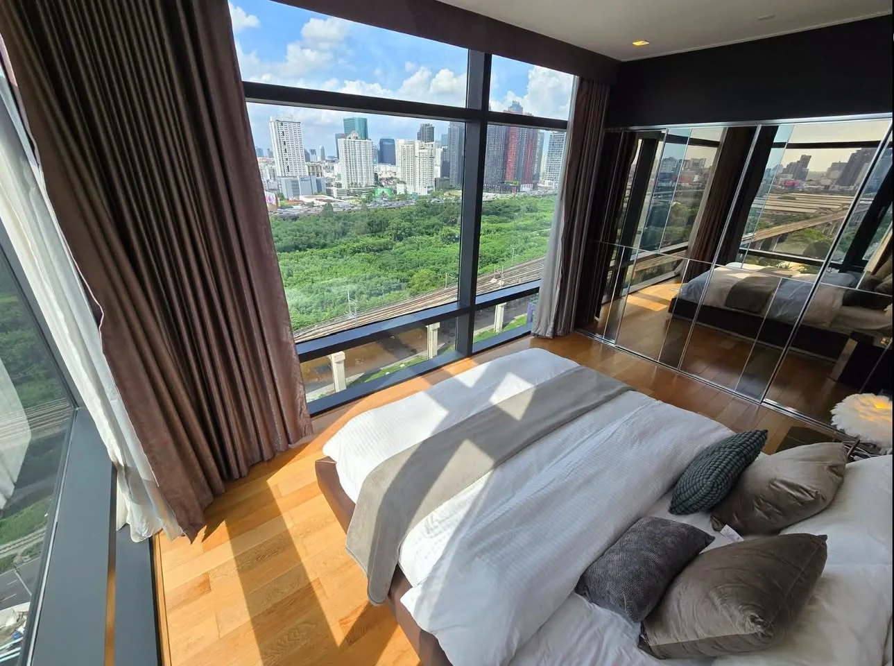 2 Bedroom condo in Circle Living Prototype