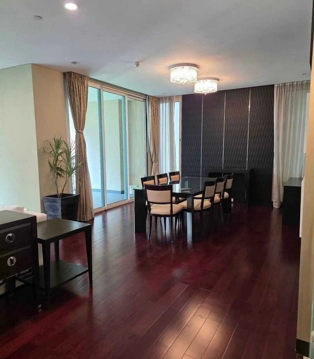 3 Bedroom condo in The Park Chidlom