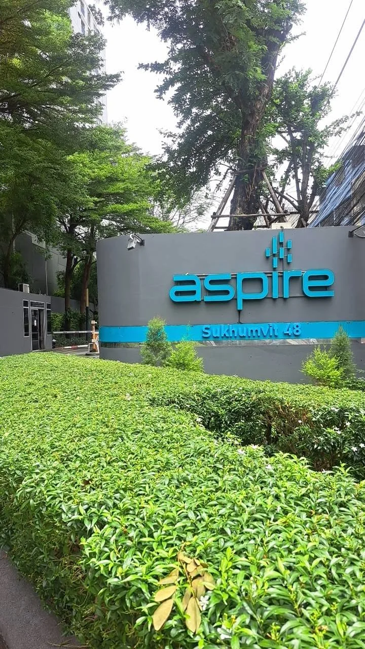2 Bedroom condo in Aspire Sukhumvit 48