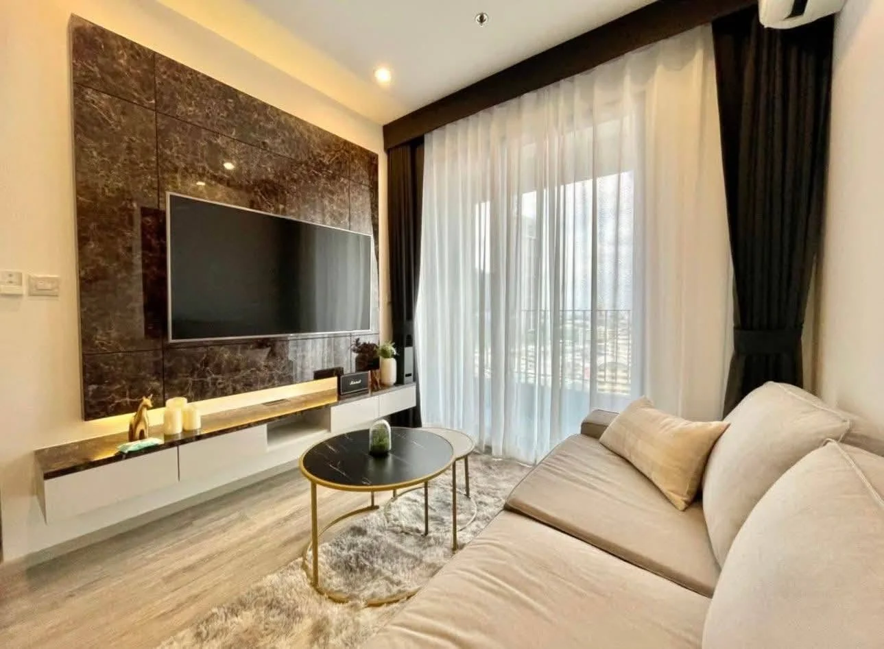 2 Bedroom condo in IDEO Mobi Sukhumvit 66