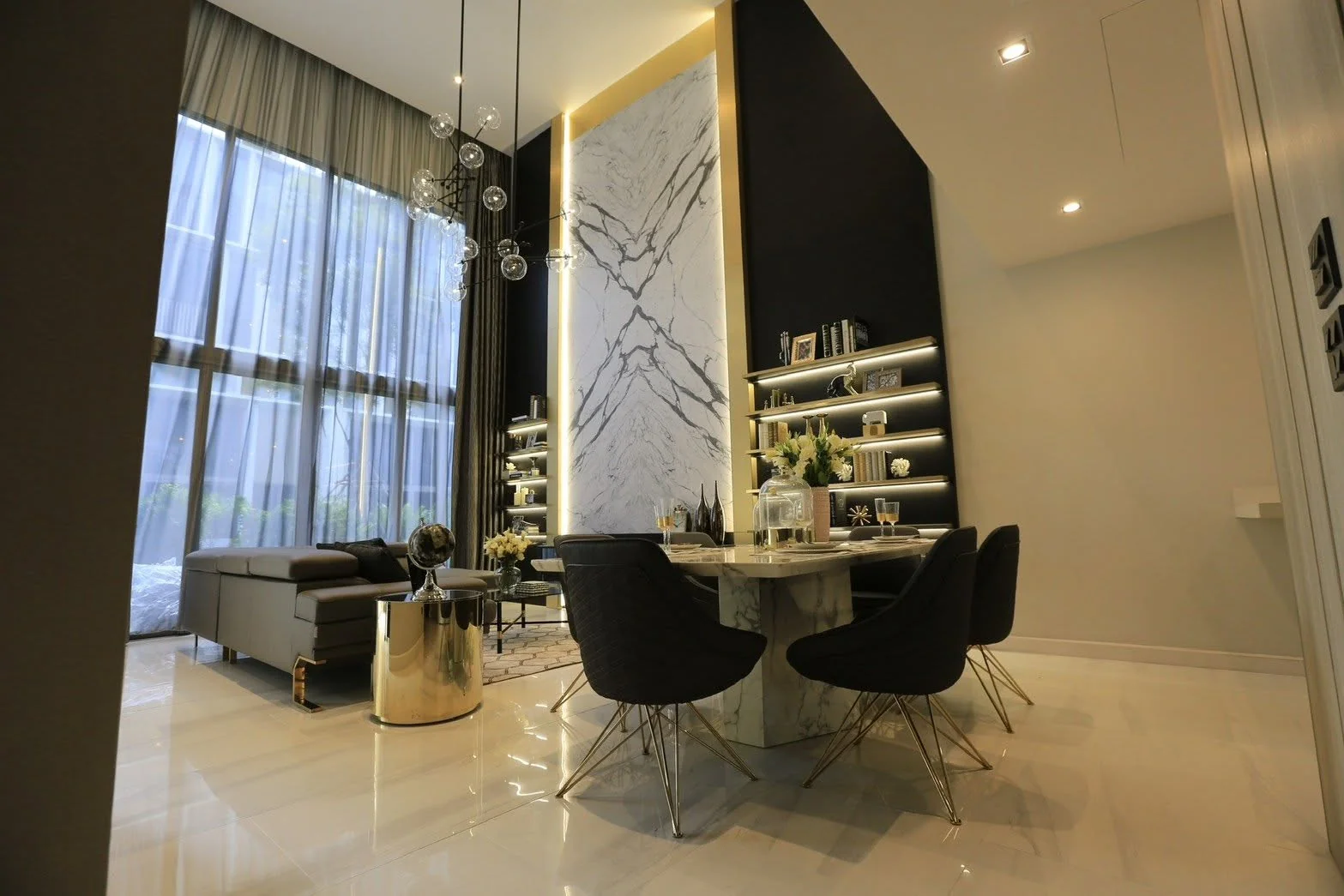 4 Bedroom condo in Quarter 39