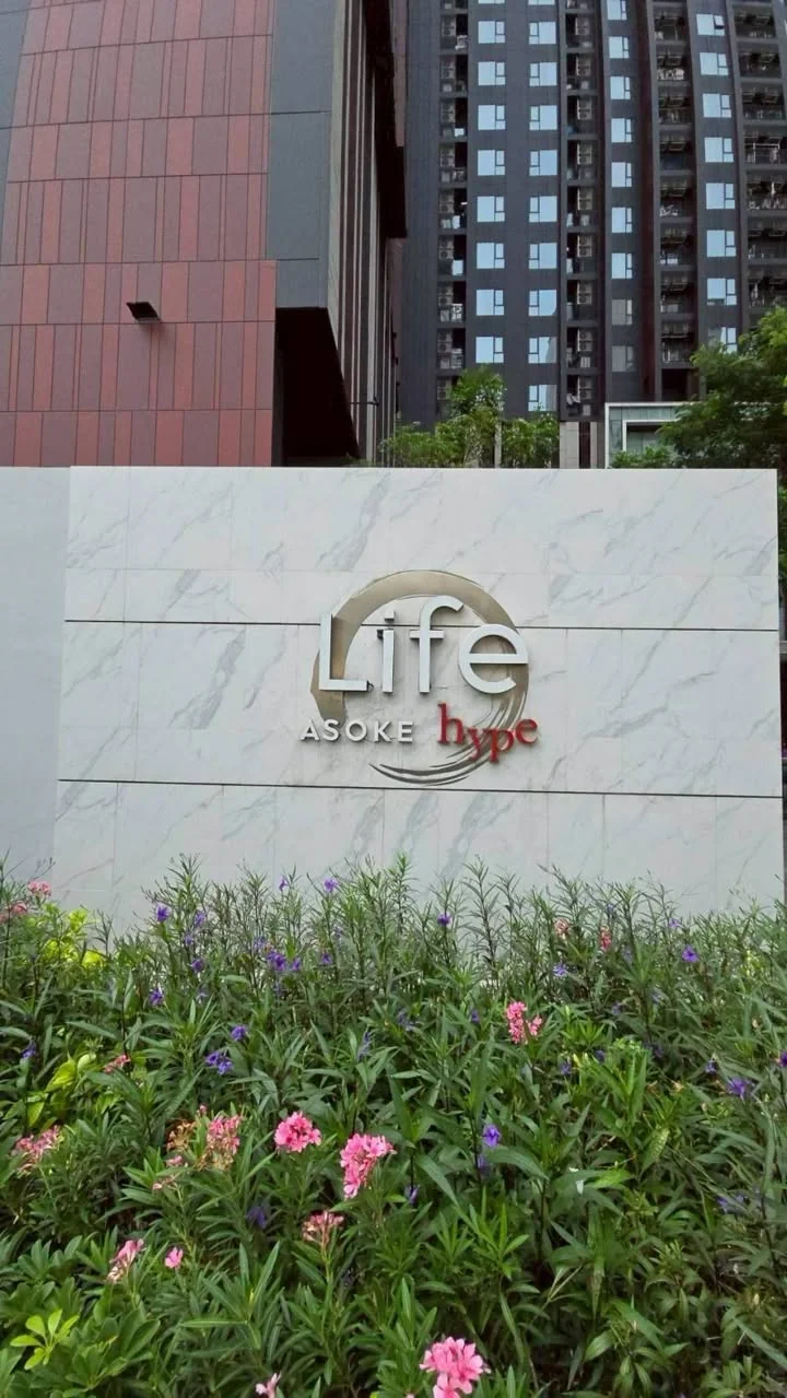 2 Bedroom condo in Life Asoke