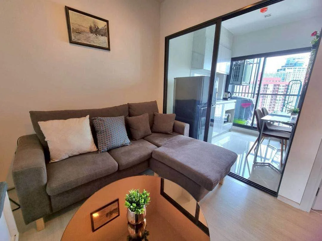 1 Bedroom condo in Life Sukhumvit 48