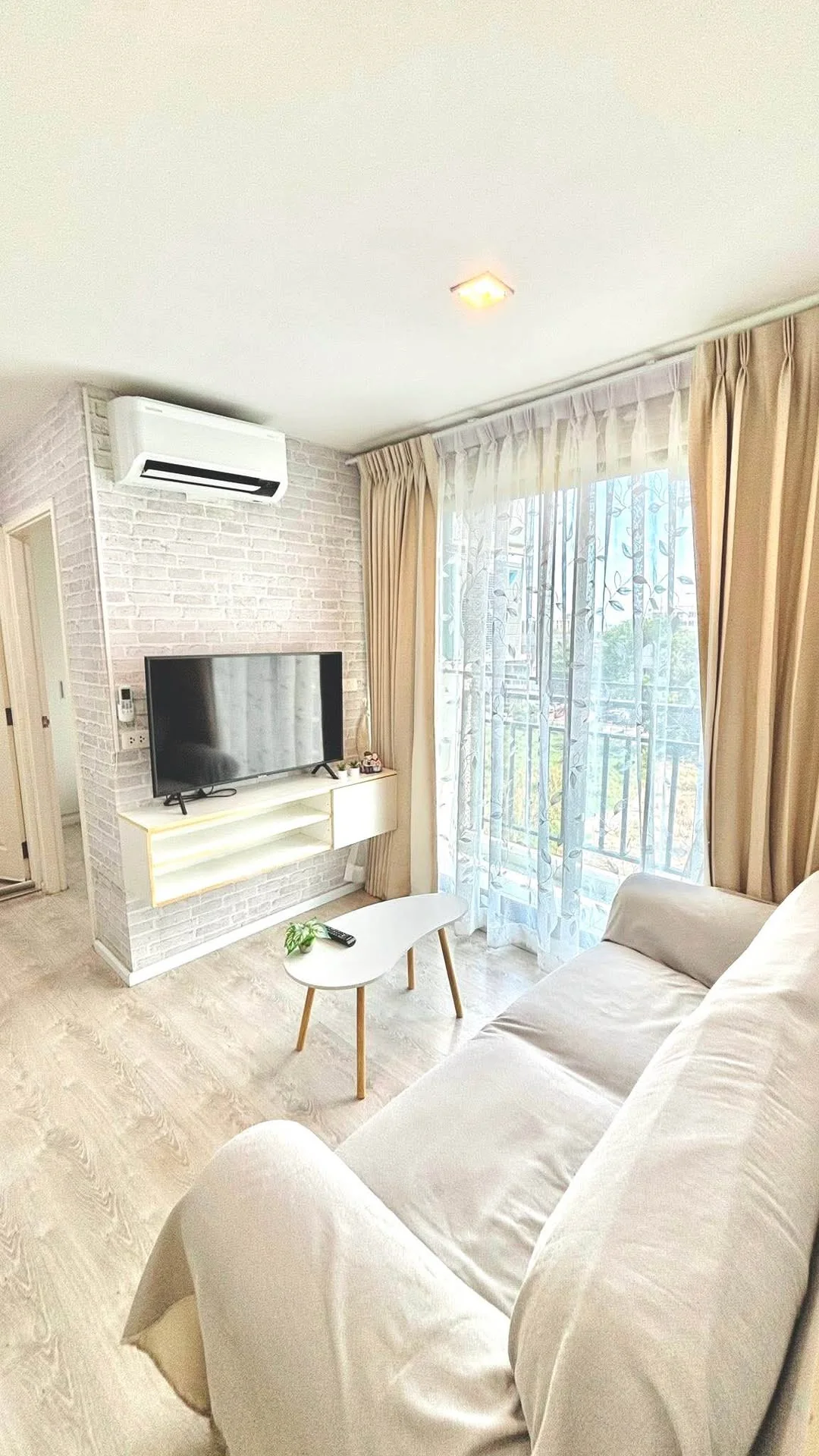 2 Bedroom condo in Pause Sukhumvit 107