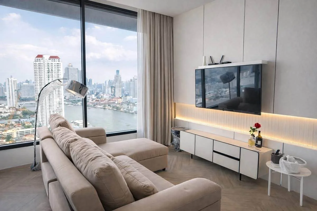 2 Bedroom condo in Chapter Charoennakhon–Riverside