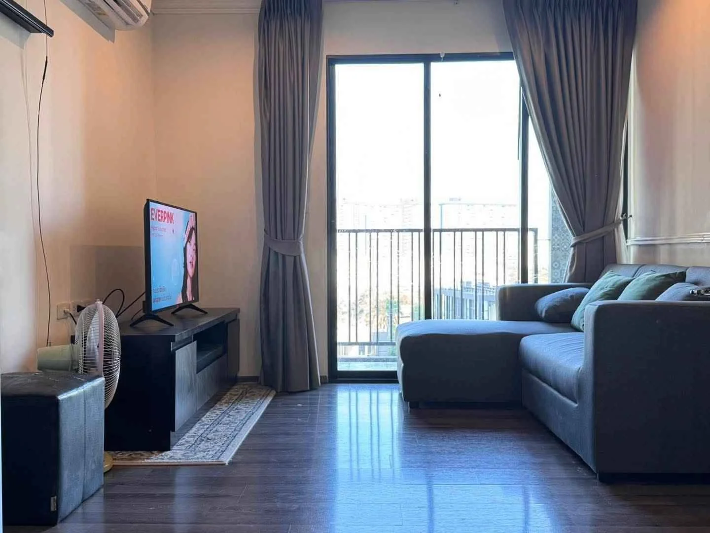 2 Bedroom condo in The Base Park West Sukhumvit 77
