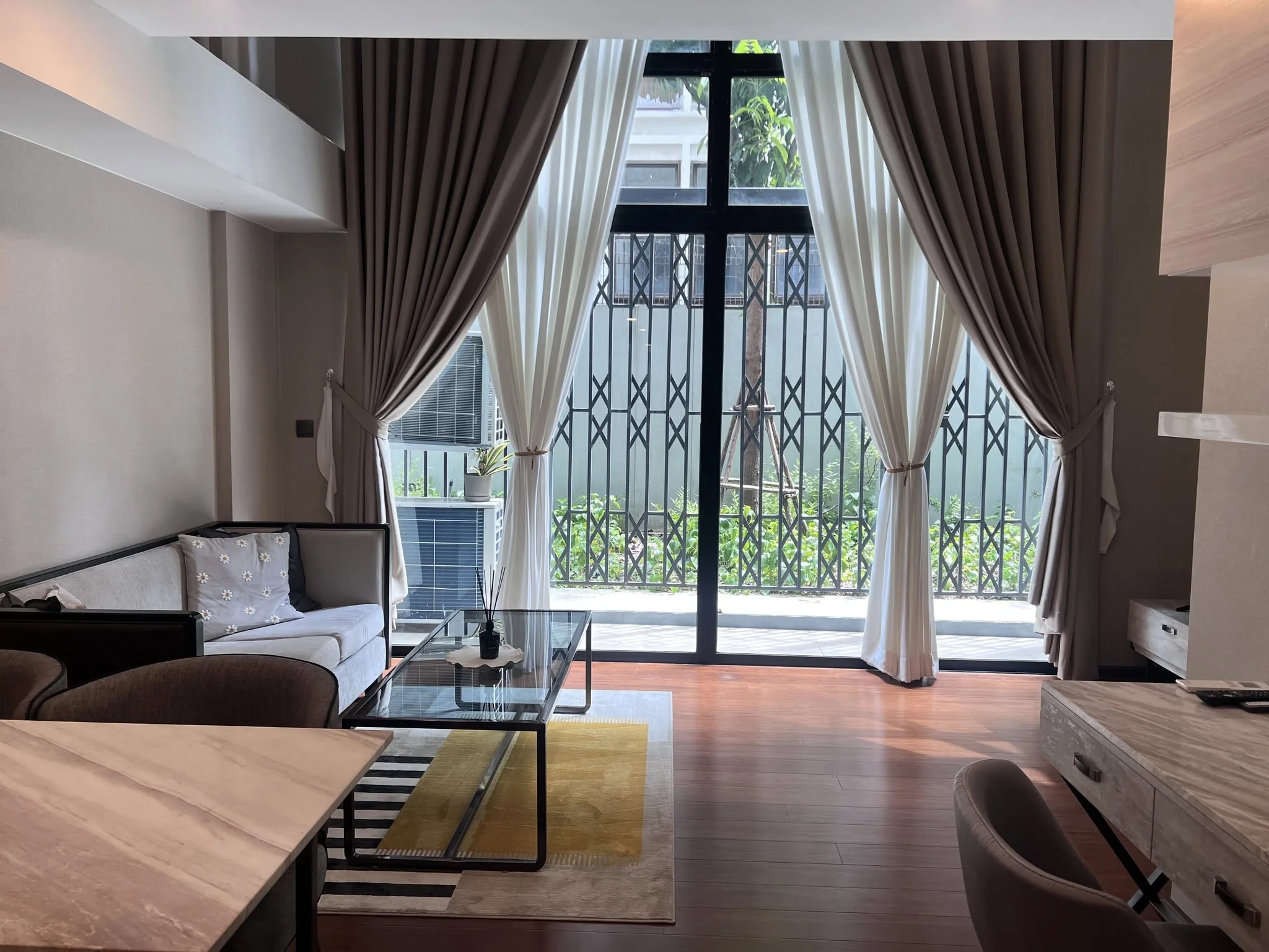 1 Bedroom condo in Na Vara Residence