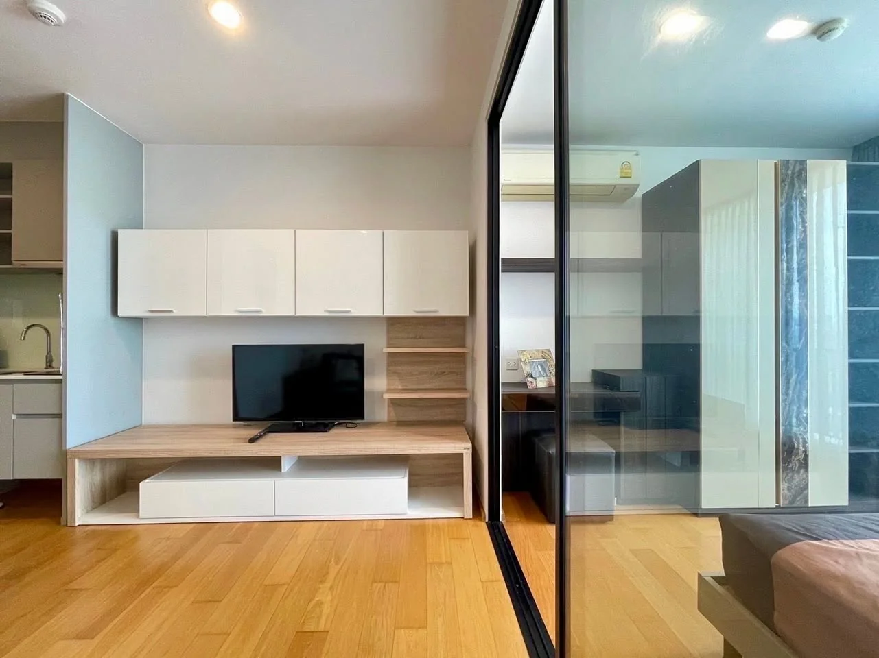 1 Bedroom condo in Noble Revo Silom
