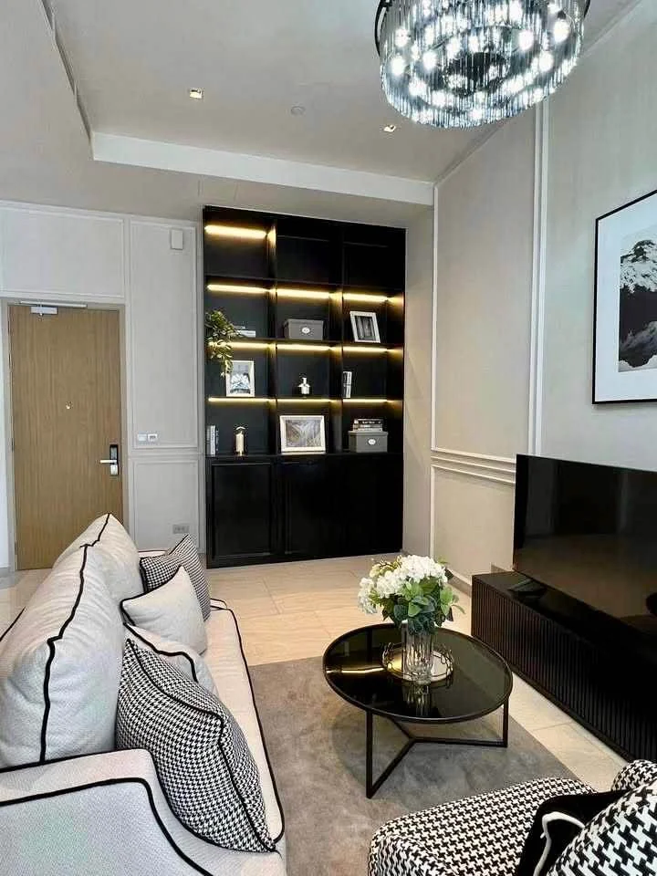 2 Bedroom condo in ASHTON Silom
