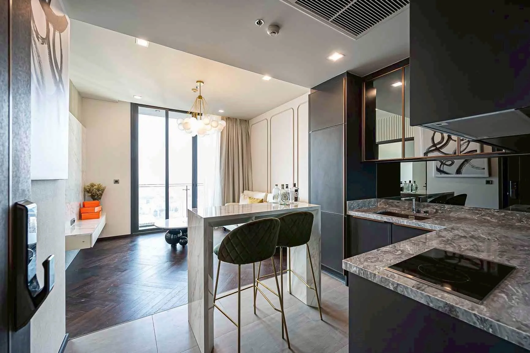 1 Bedroom condo in The Monument Sanampao