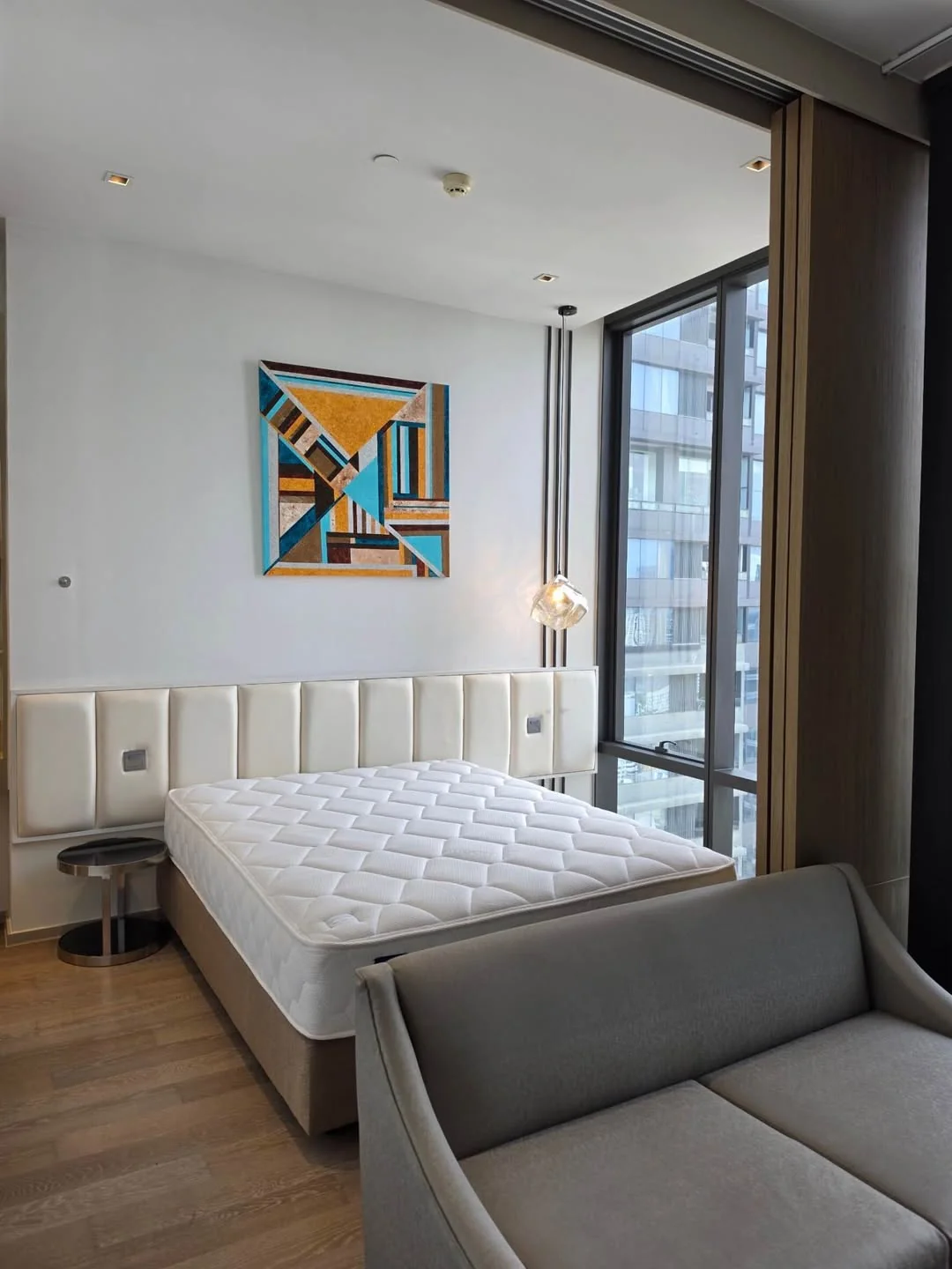 Studio condo in ASHTON Silom