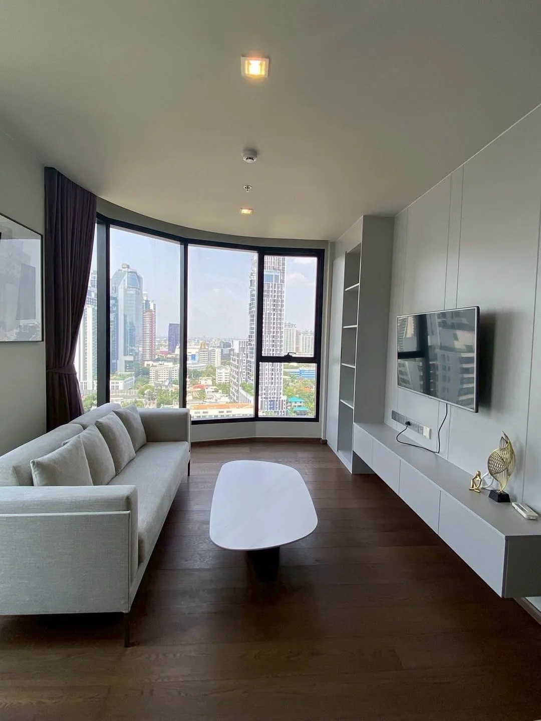2 Bedroom condo in IDEO Q Sukhumvit 36