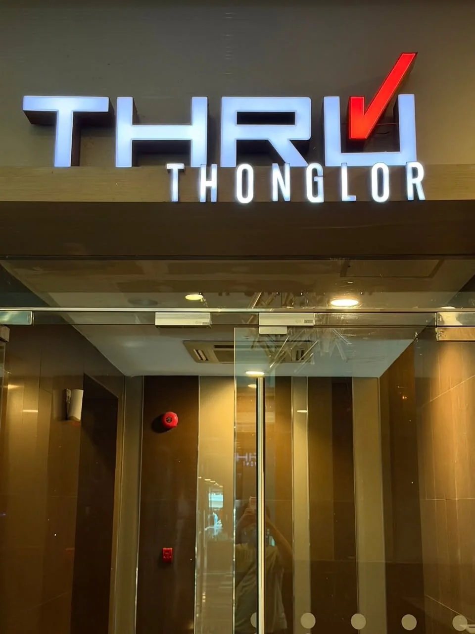1 Bedroom condo in Thru Thonglor
