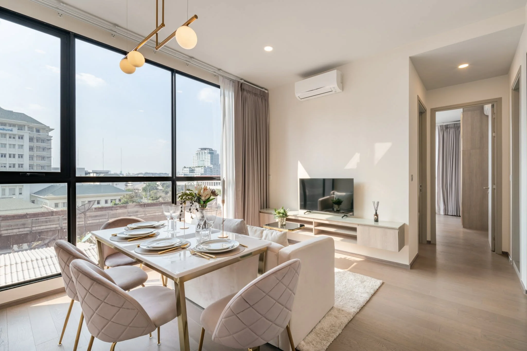 2 Bedroom condo in Park Origin Phayathai