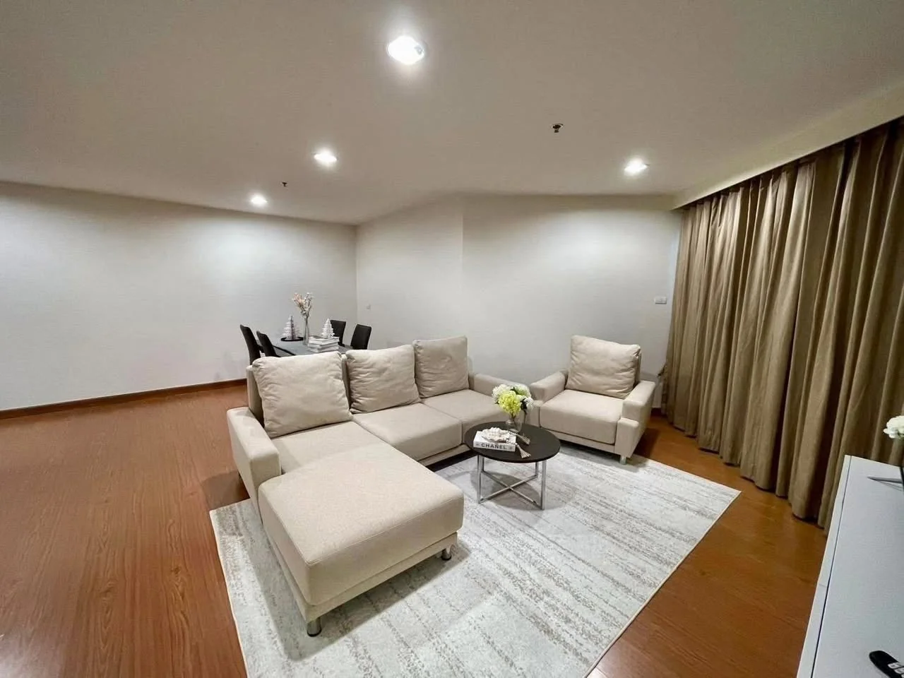 2 Bedroom condo in Belle Grand Rama 9