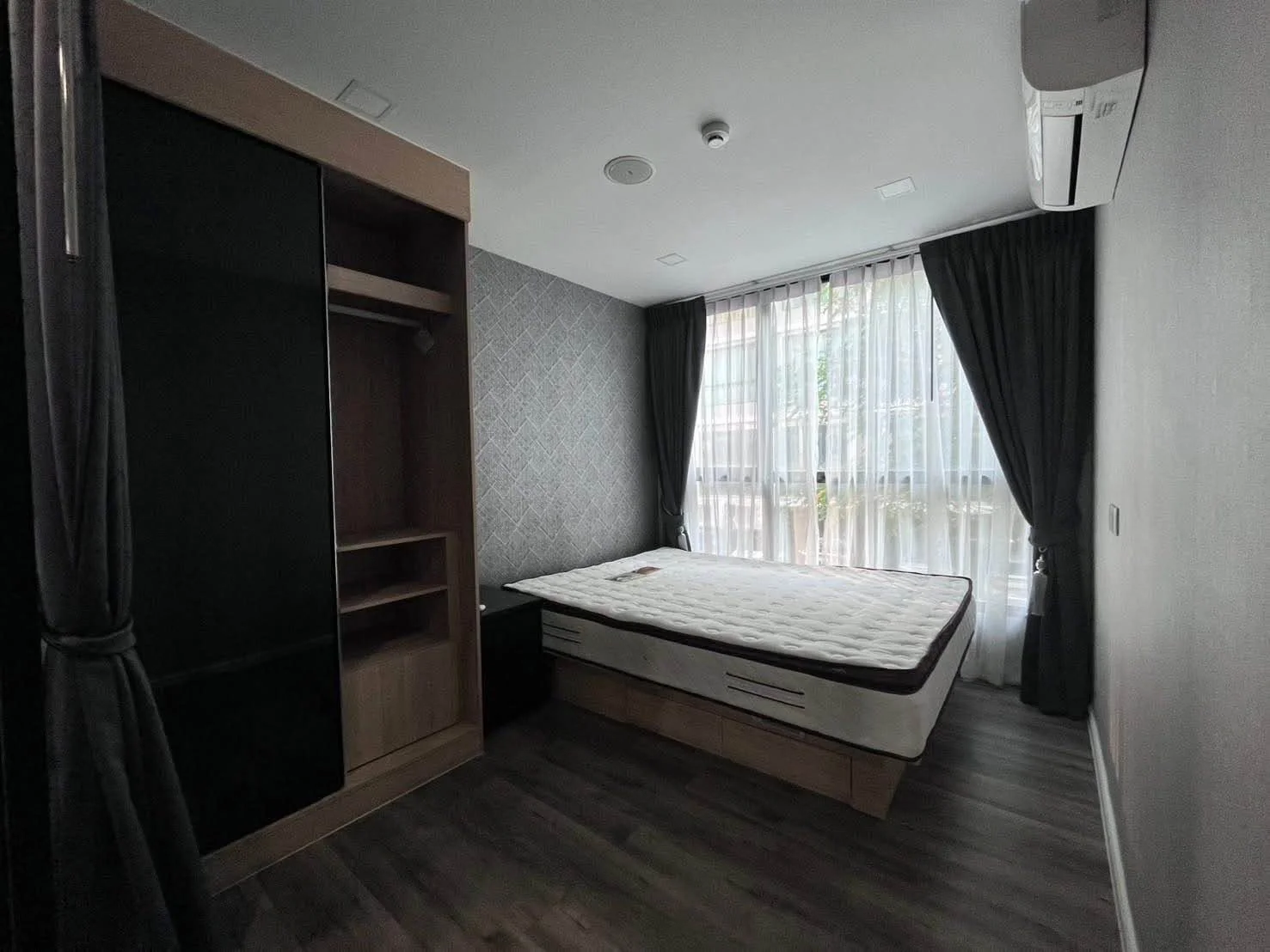 1 Bedroom condo in Atmoz Ratchada-Huaikwang