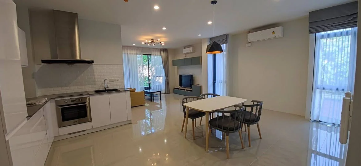 2 Bedroom condo in Georgetown Court