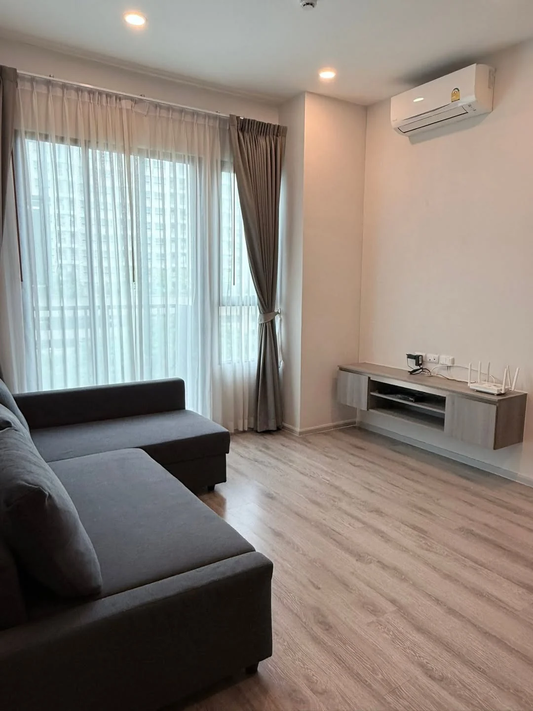 2 Bedroom condo in KnightsBridge Collage Ramkhamhaeng