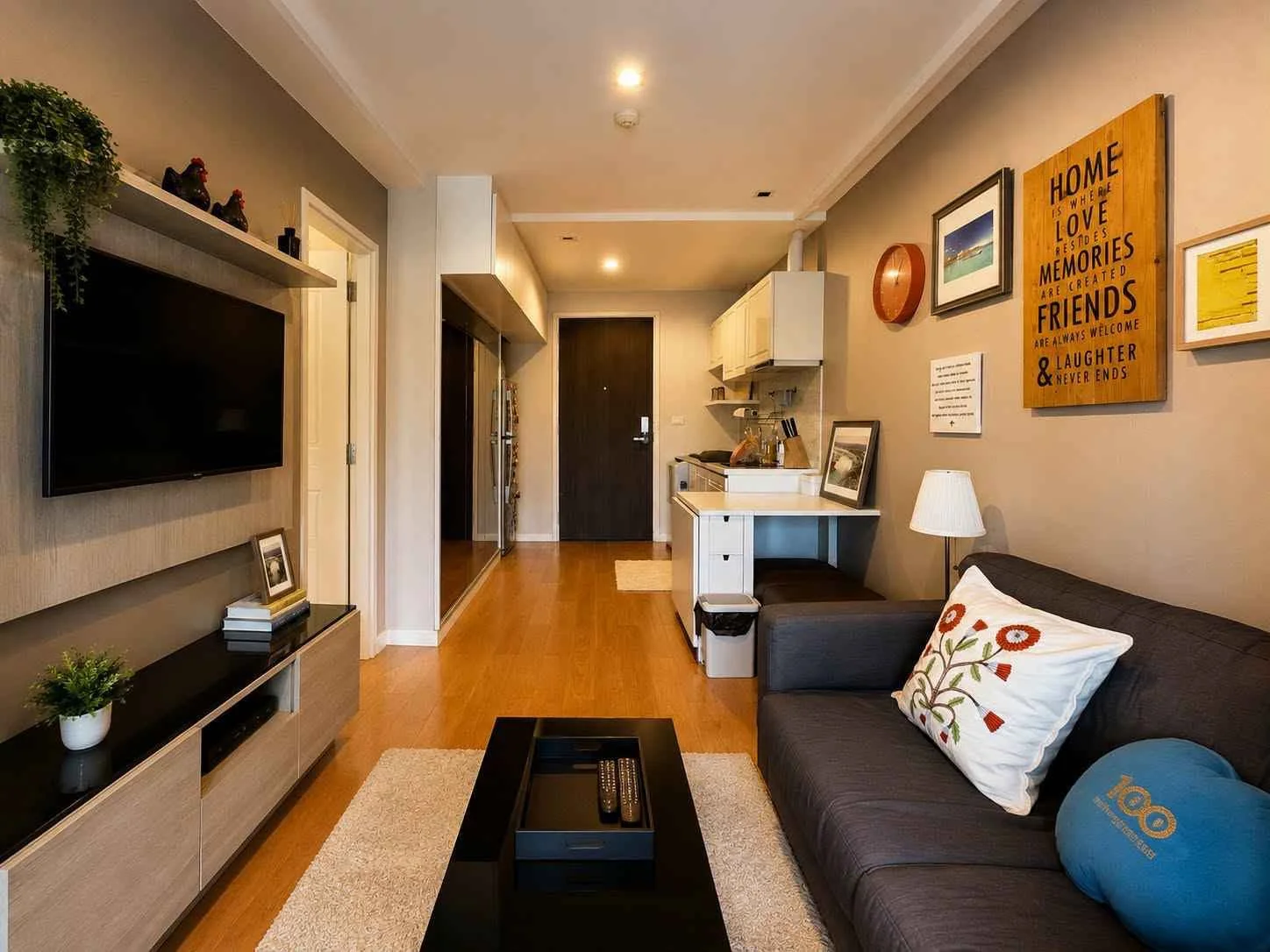 1 Bedroom condo in Condolette Dwell Sukhumvit 26