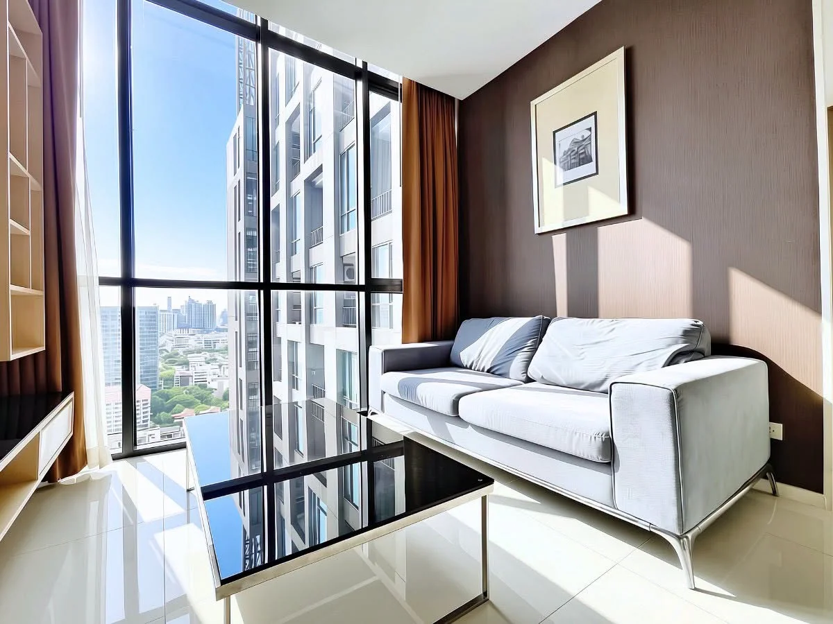 2 Bedroom condo in UP Ekamai