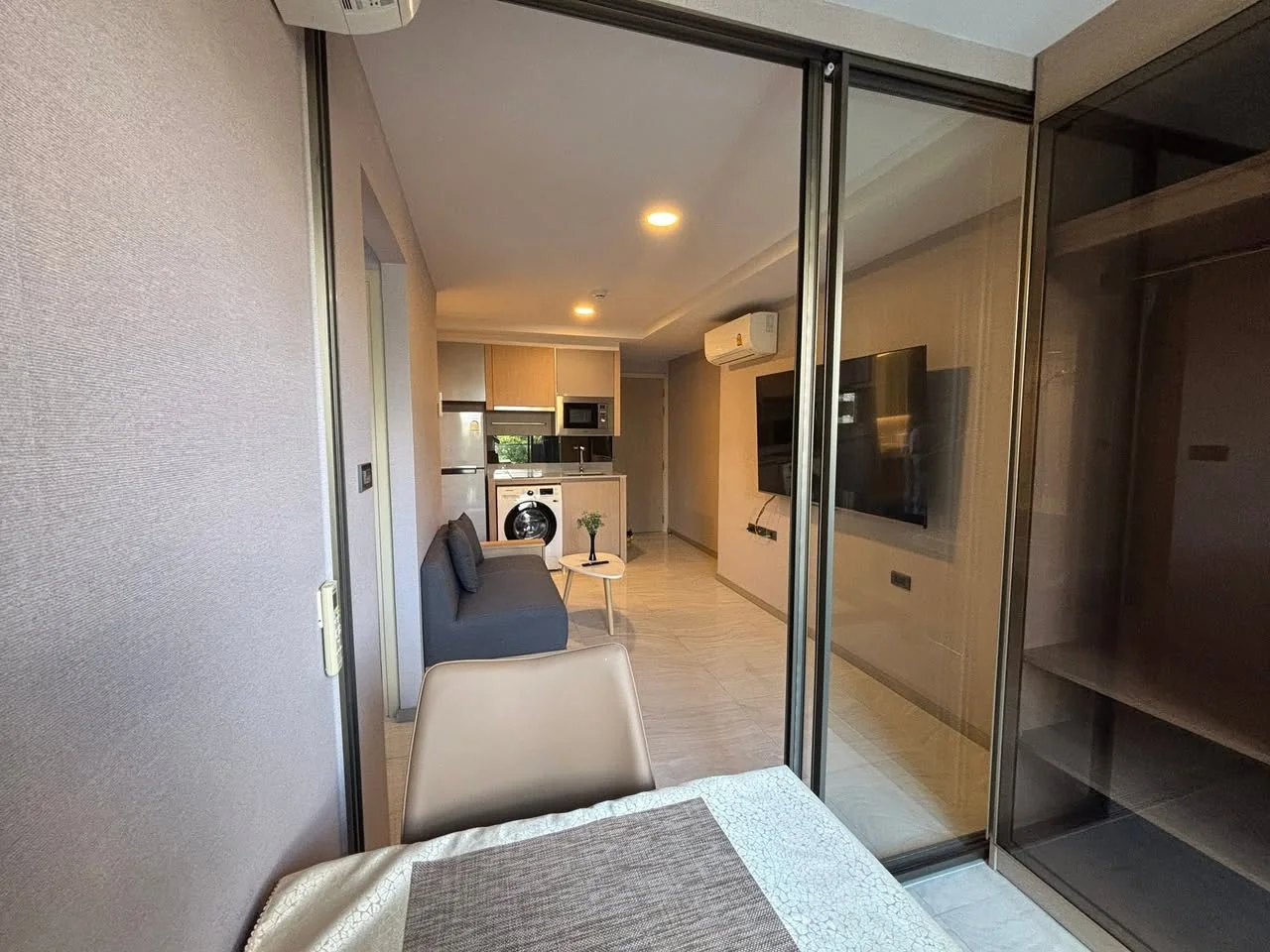 1 Bedroom condo in Walden Asoke