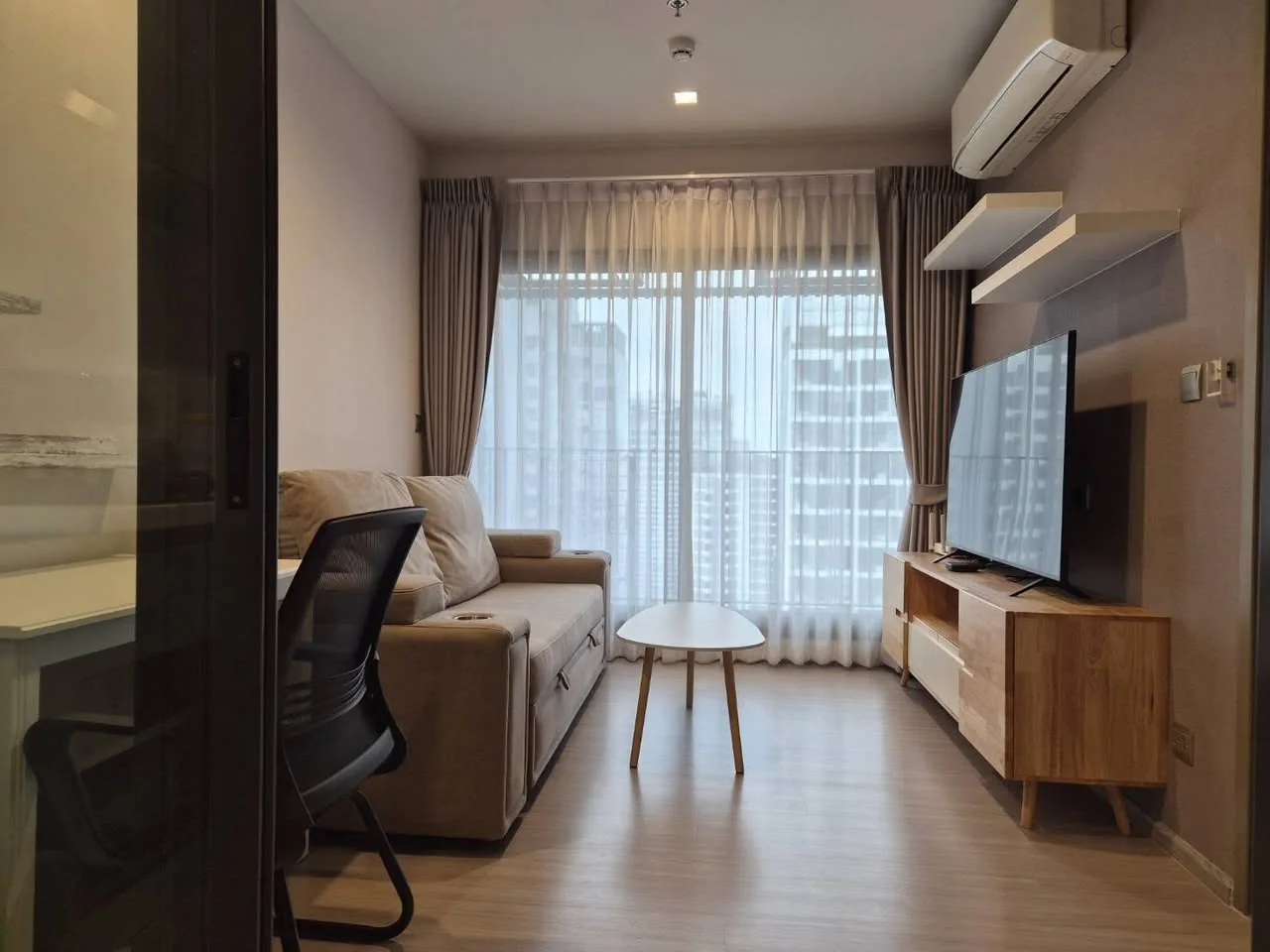 1 Bedroom condo in Life Asoke Hype