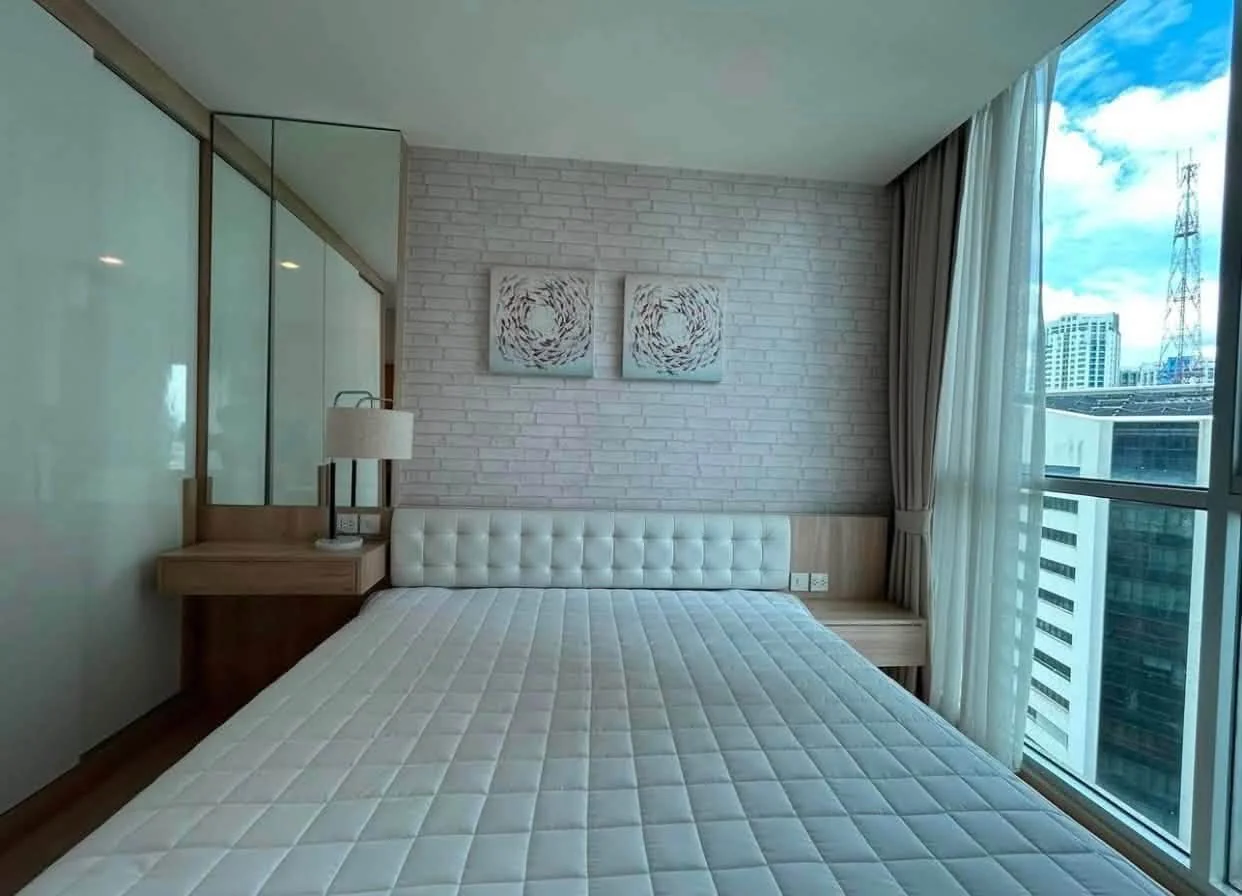 2 Bedroom condo in Noble Revolve Ratchada