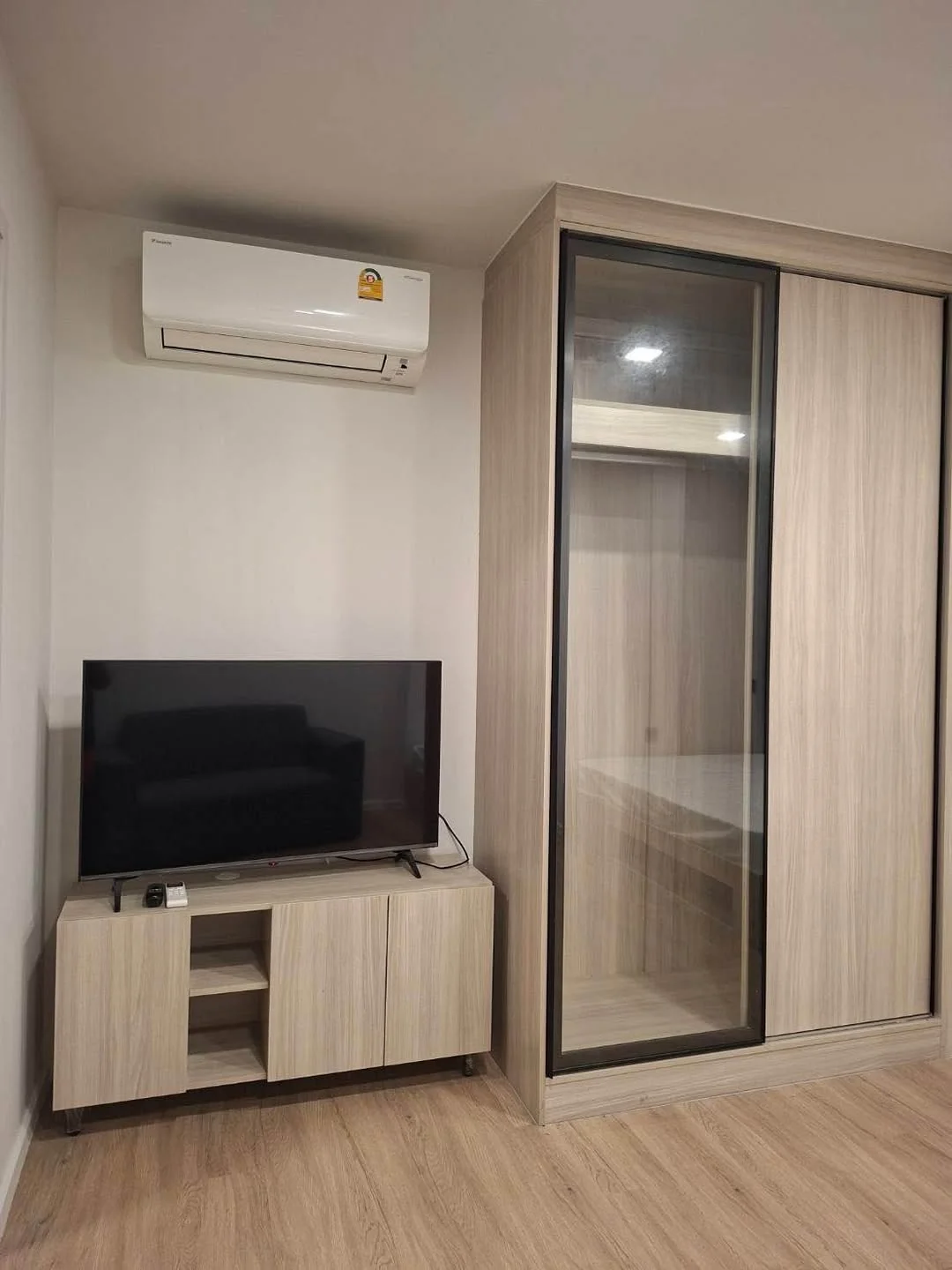 Studio condo in Atmoz Flow Minburi