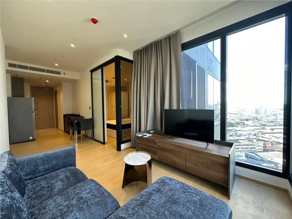 Studio condo in ASHTON Asoke-Rama 9