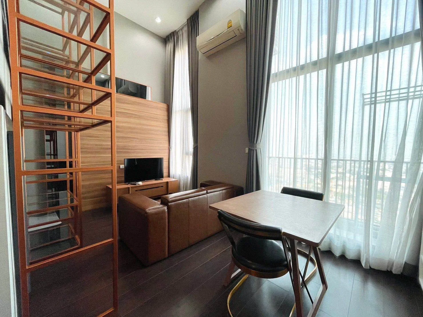 1 Bedroom condo in C Ekkamai
