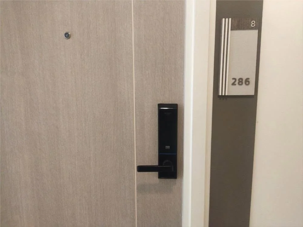 1 Bedroom condo in Chambers On-Nut Station