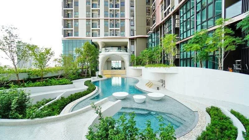 2 Bedroom condo in Altitude Unicorn Sathorn-Tha Phra