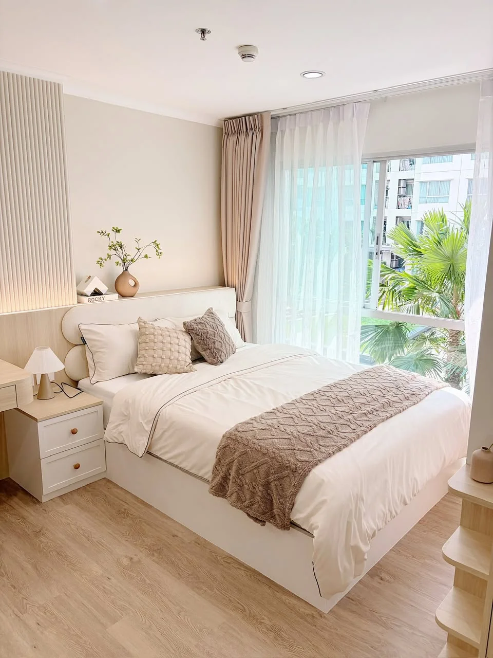 Studio condo in Lumpini Park Riverside Rama 3