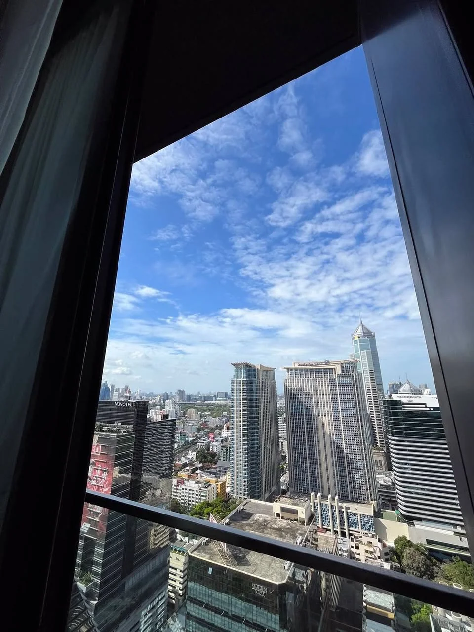 1 Bedroom condo in Noble Ploenchit