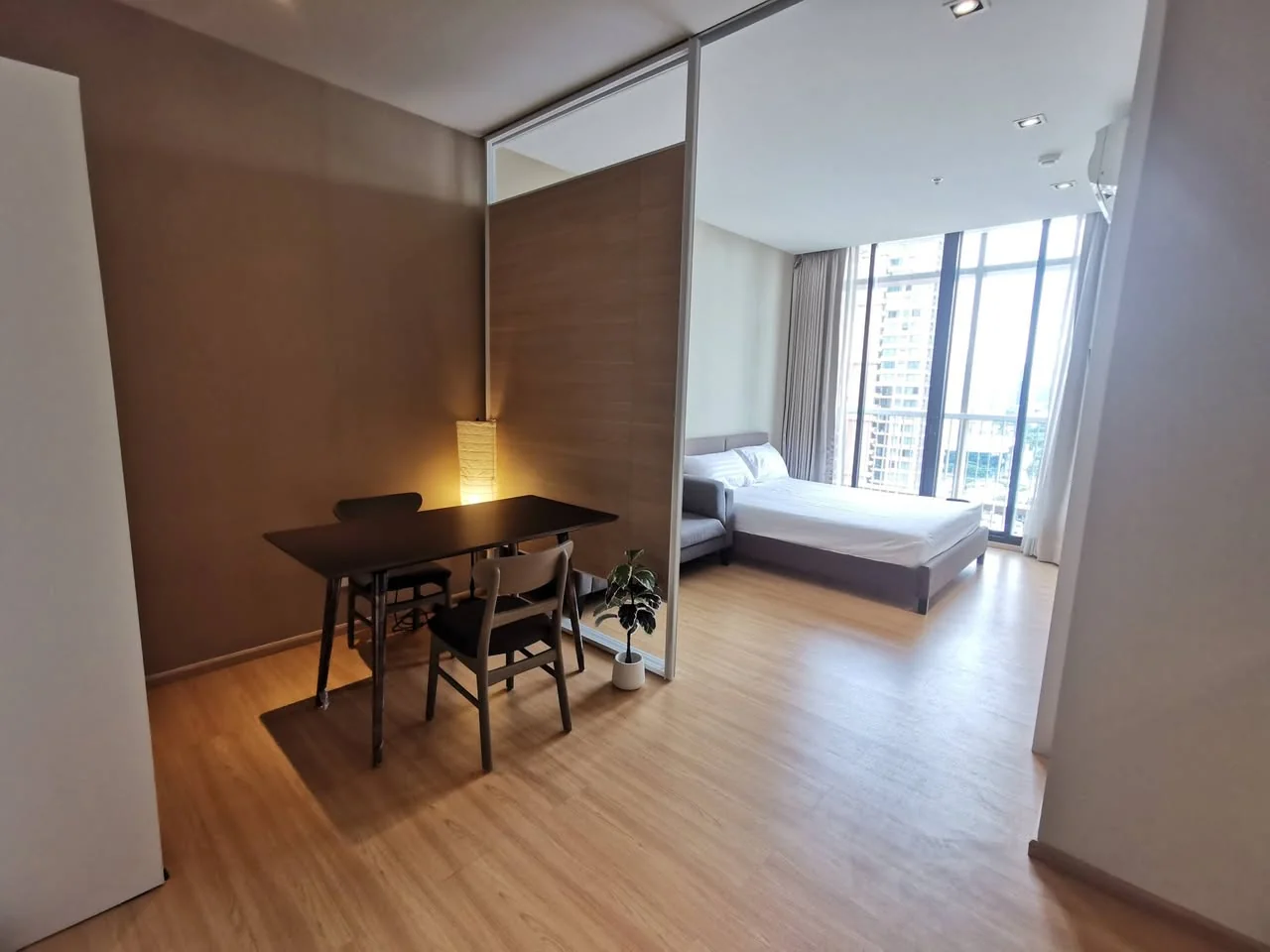 Studio condo in Park Origin Phrom Phong (Park 24)