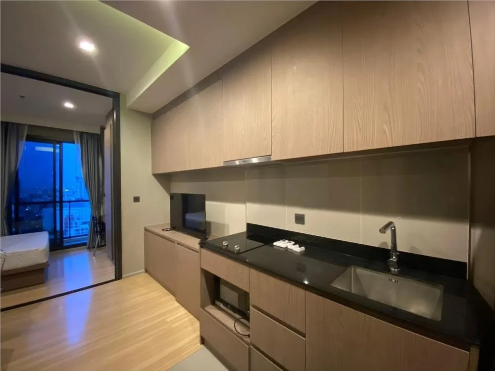 Studio condo in M Jatujak