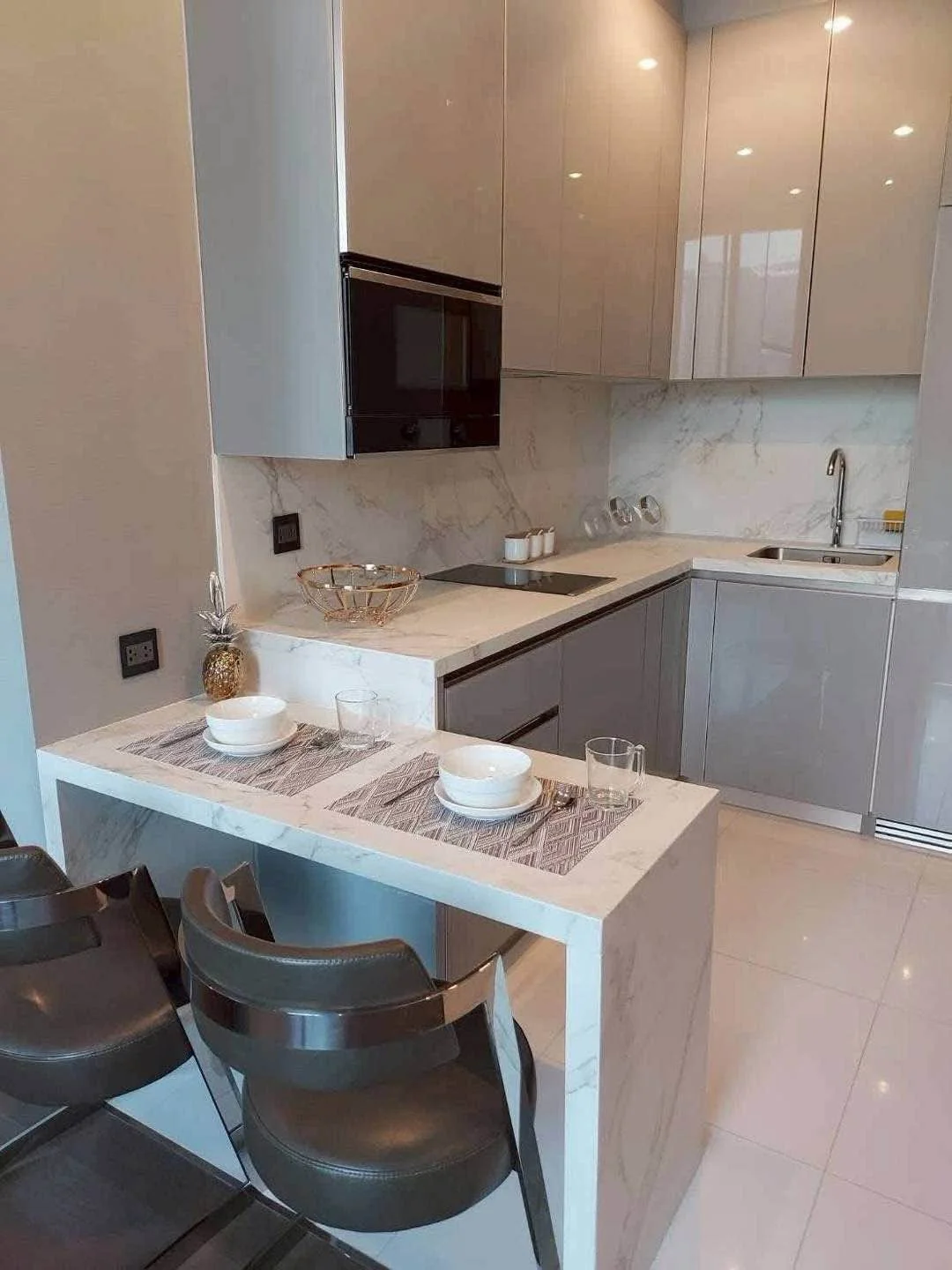 1 Bedroom condo in The Esse at Singha Complex