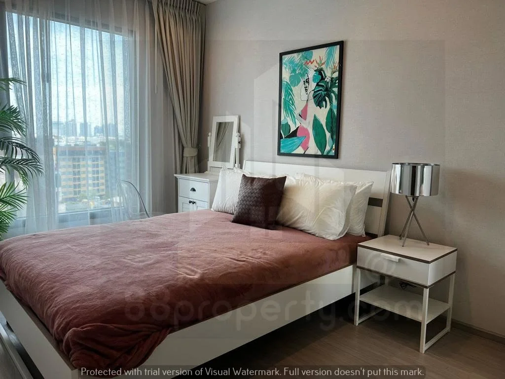 2 Bedroom condo in Life Sukhumvit 62