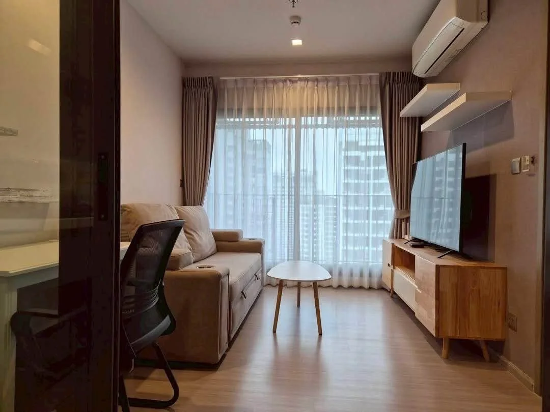 1 Bedroom condo in Life Asoke Hype