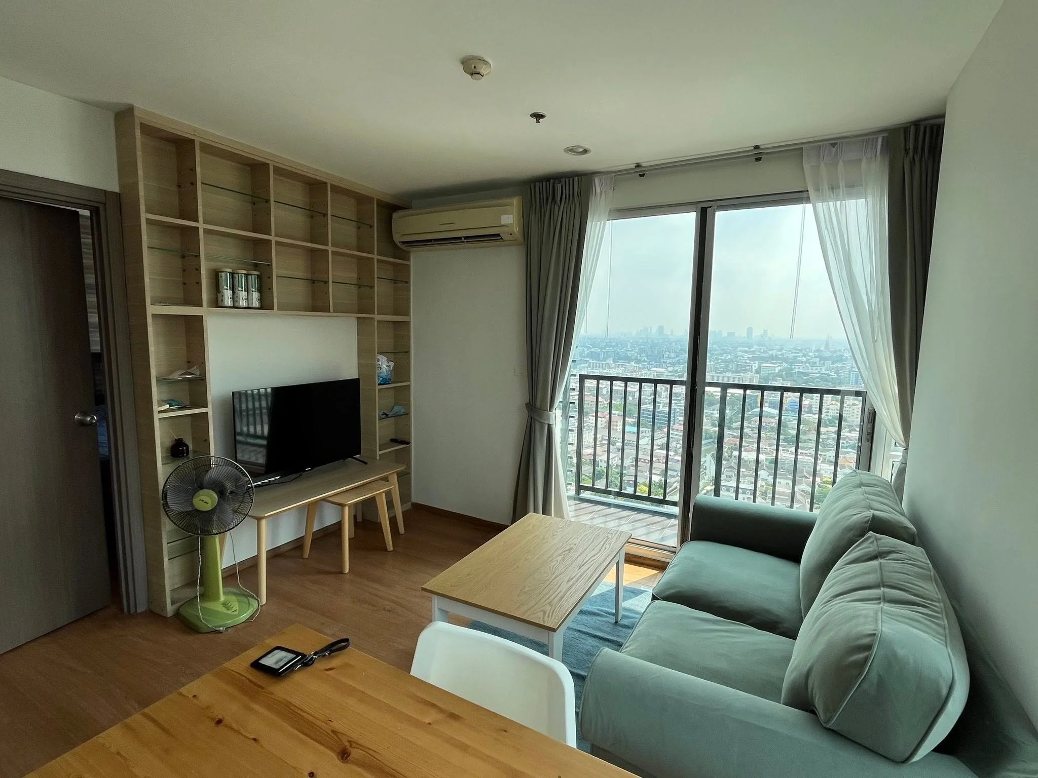 1 Bedroom condo in The Base Sukhumvit 77