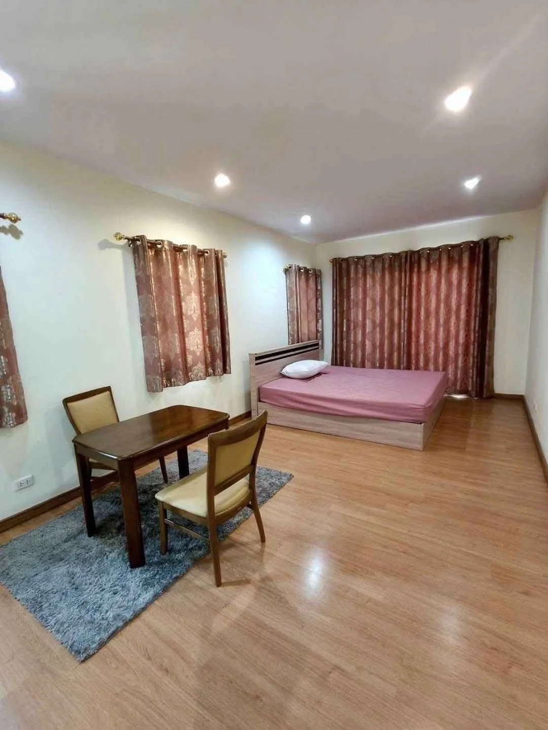 3 Bedroom condo in Passorn Pride Pinklao-Wongwaen