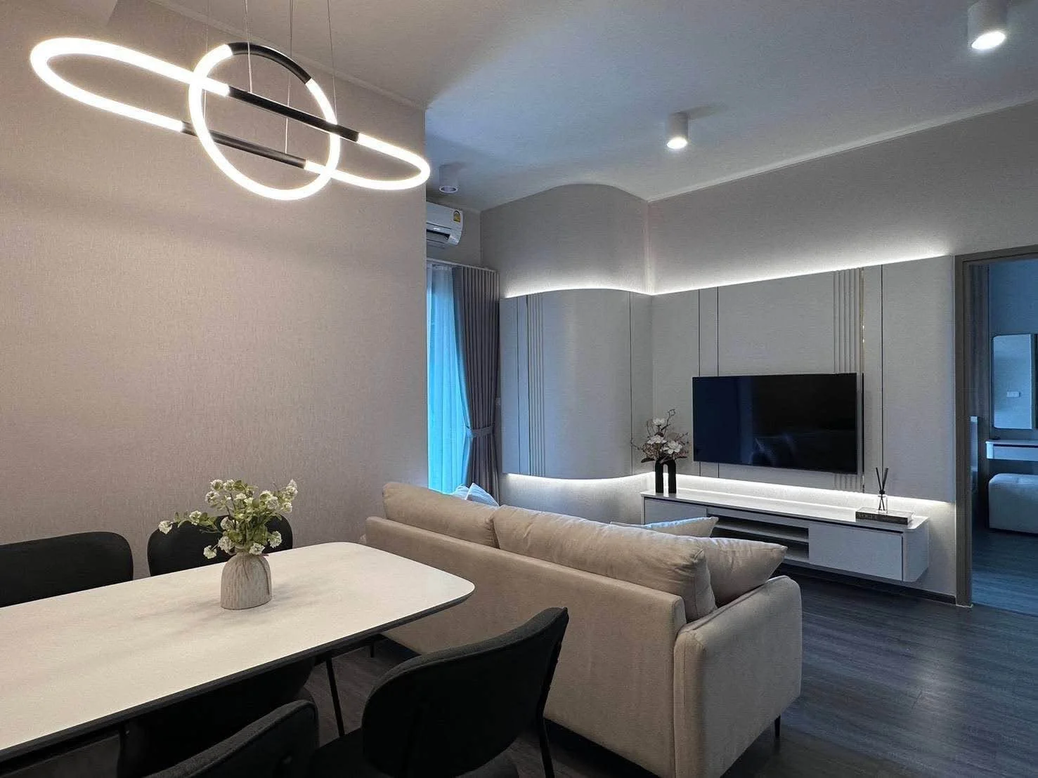 2 Bedroom condo in IDEO Sukhumvit Rama 4