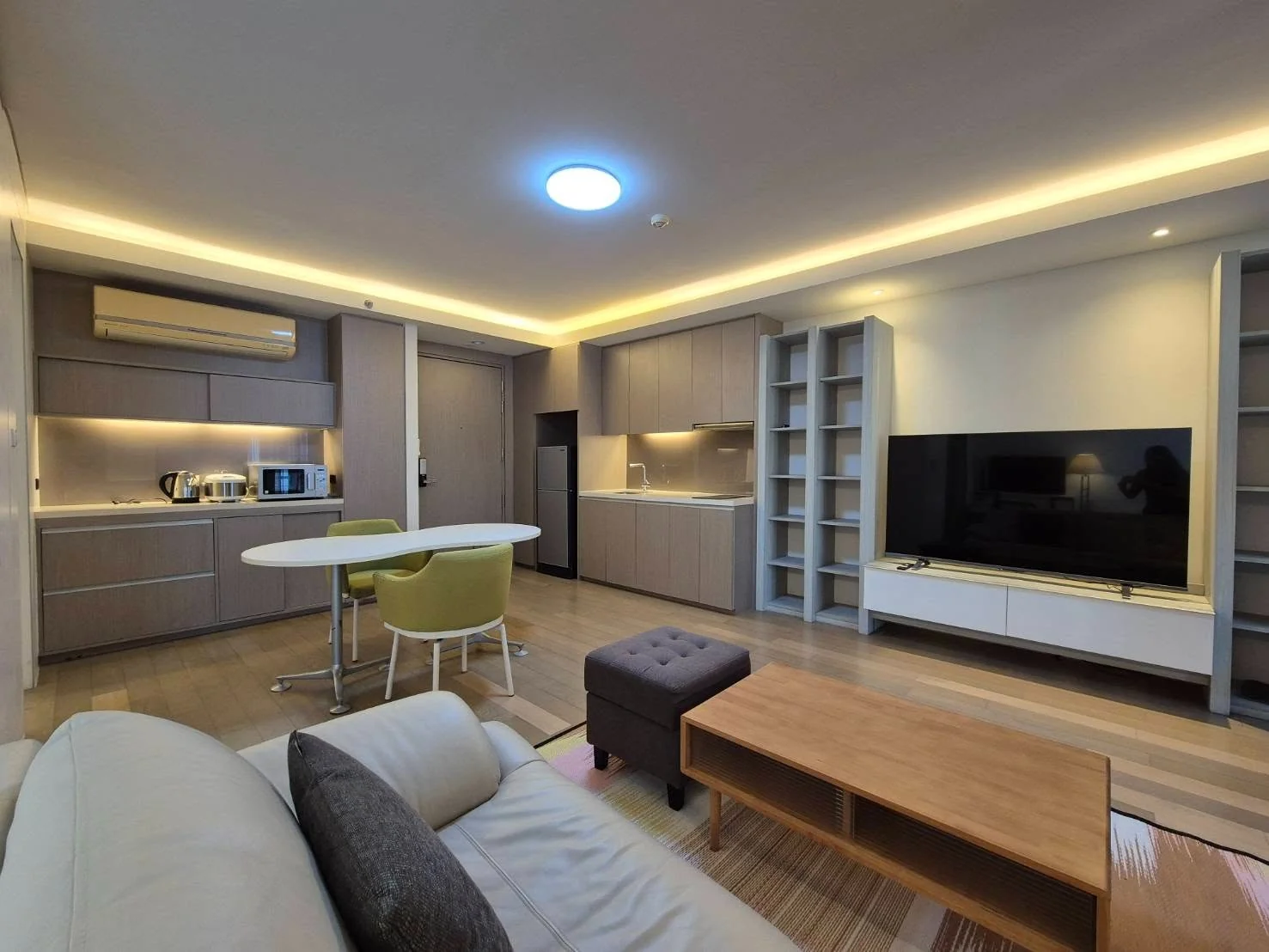 1 Bedroom condo in Mode Sukhumvit 61