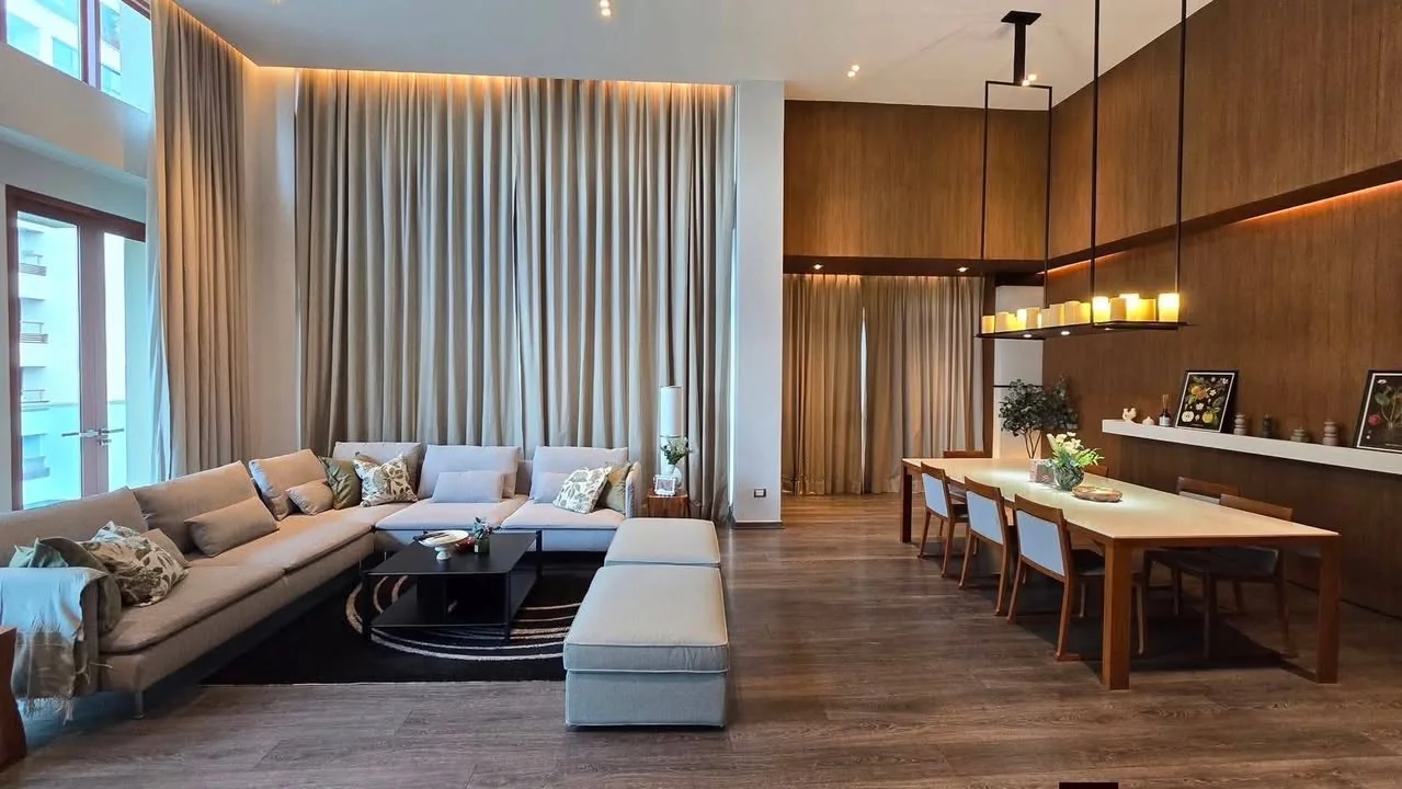 3 Bedroom condo in The Crest Ruamrudee