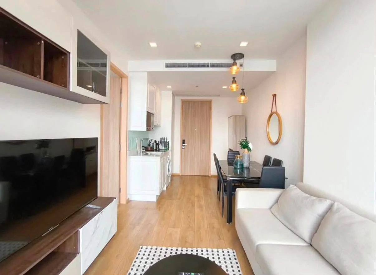 1 Bedroom condo in Noble BE33