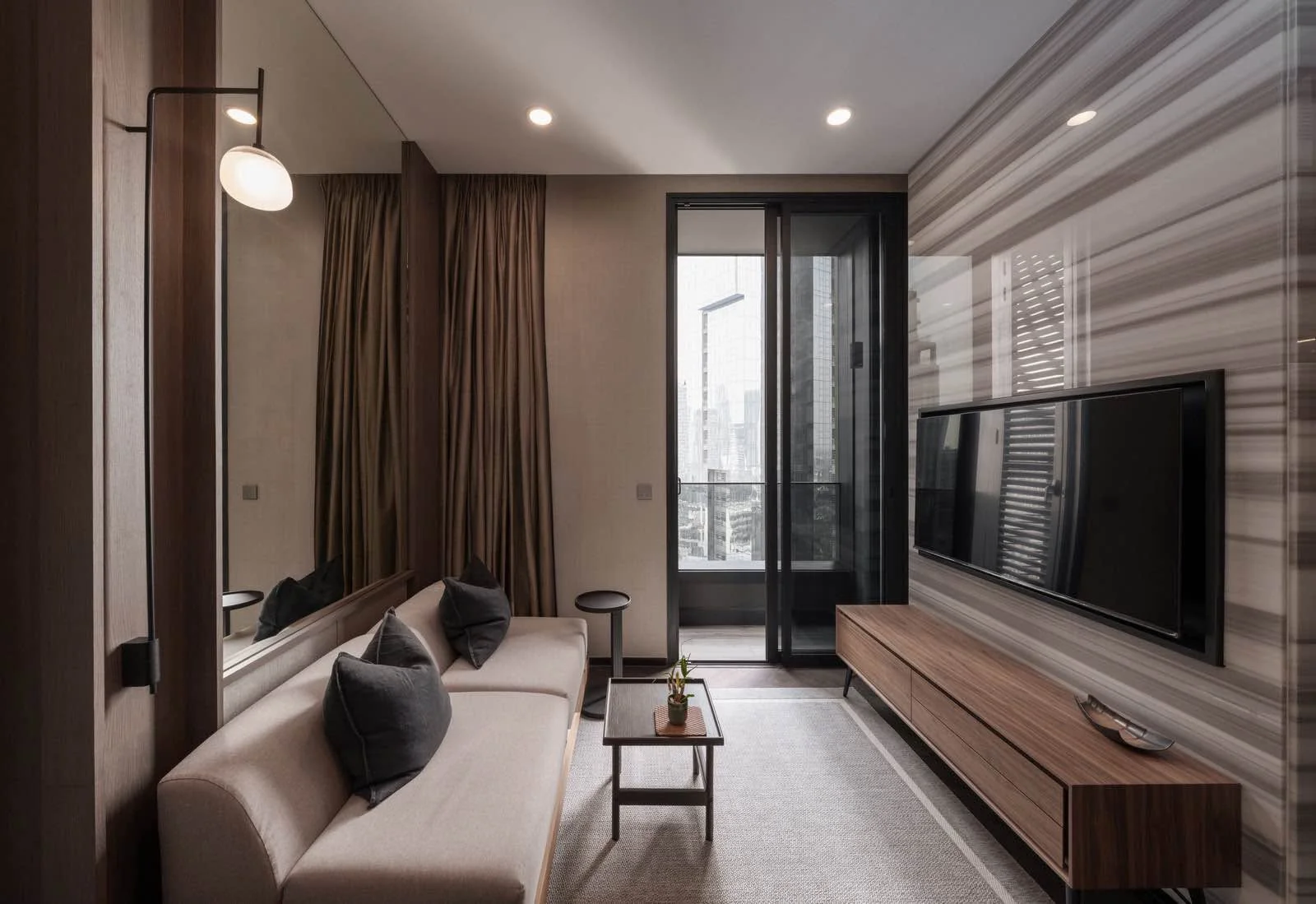 1 Bedroom condo in The Esse Sukhumvit 36