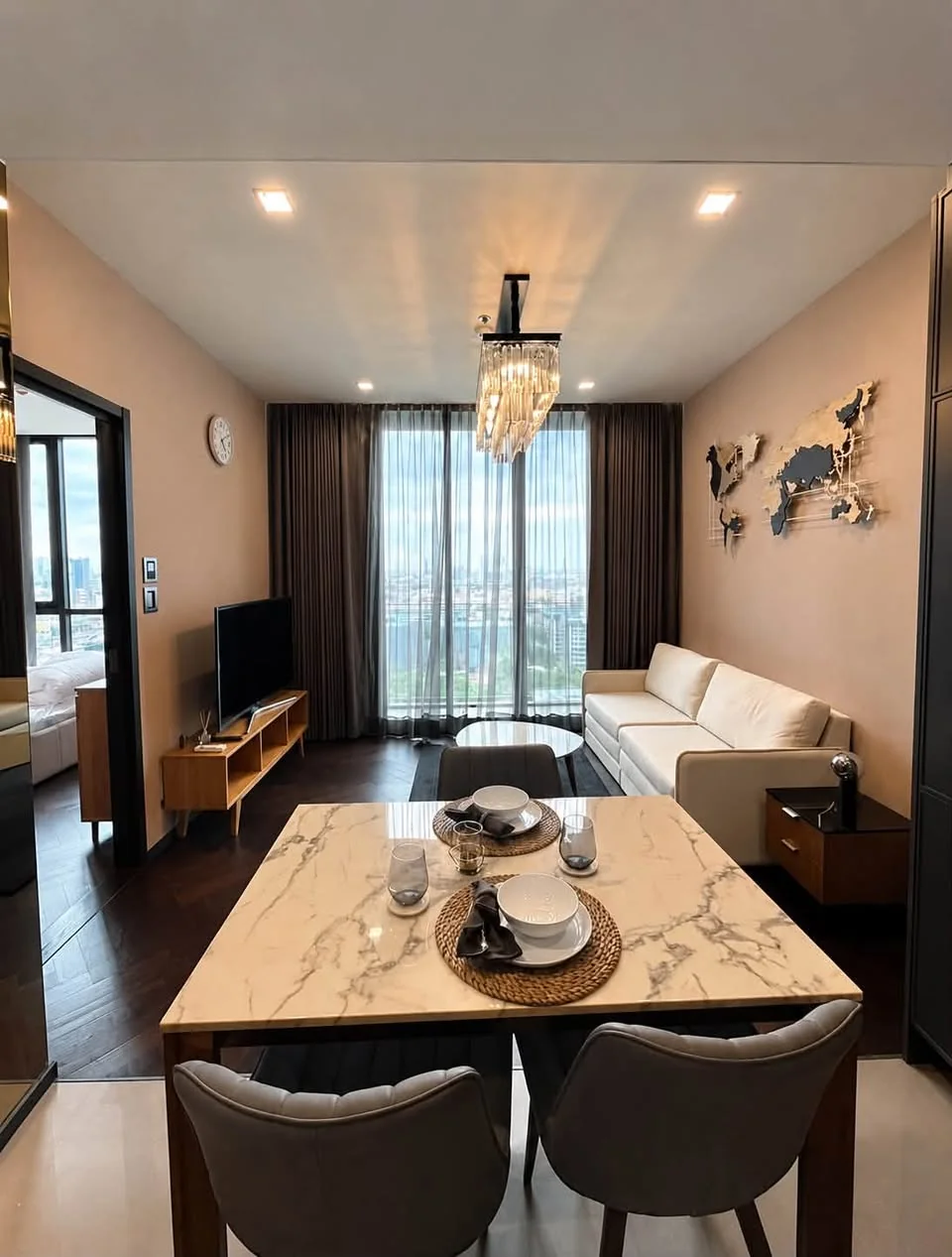 1 Bedroom condo in The Monument Sanampao