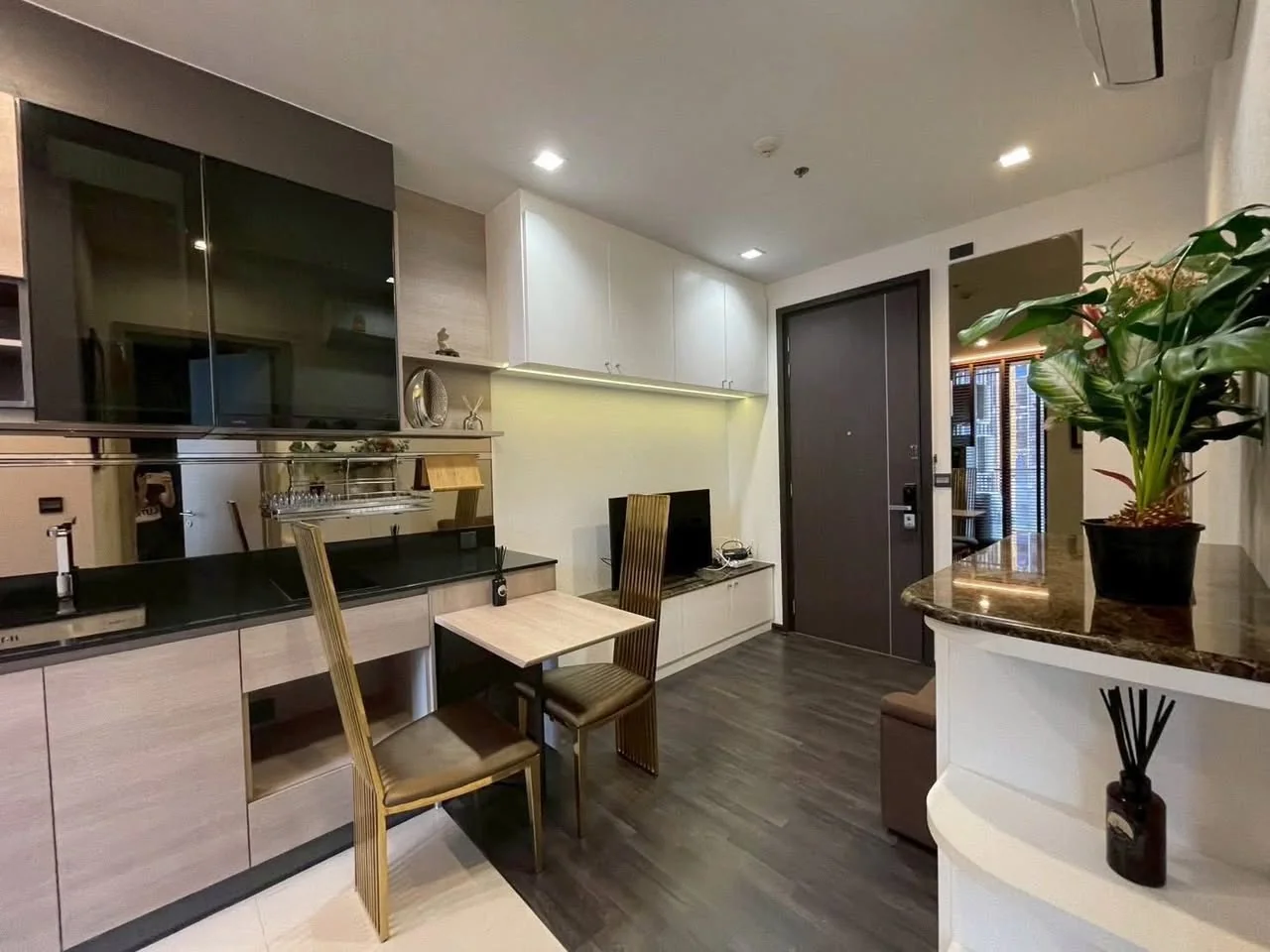 1 Bedroom condo in The Line Asoke-Ratchada