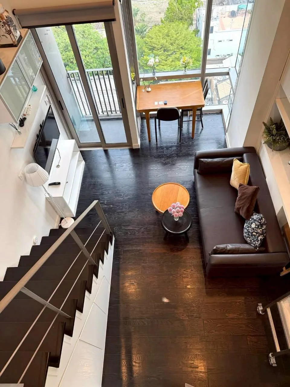 Studio condo in IDEO Morph 38