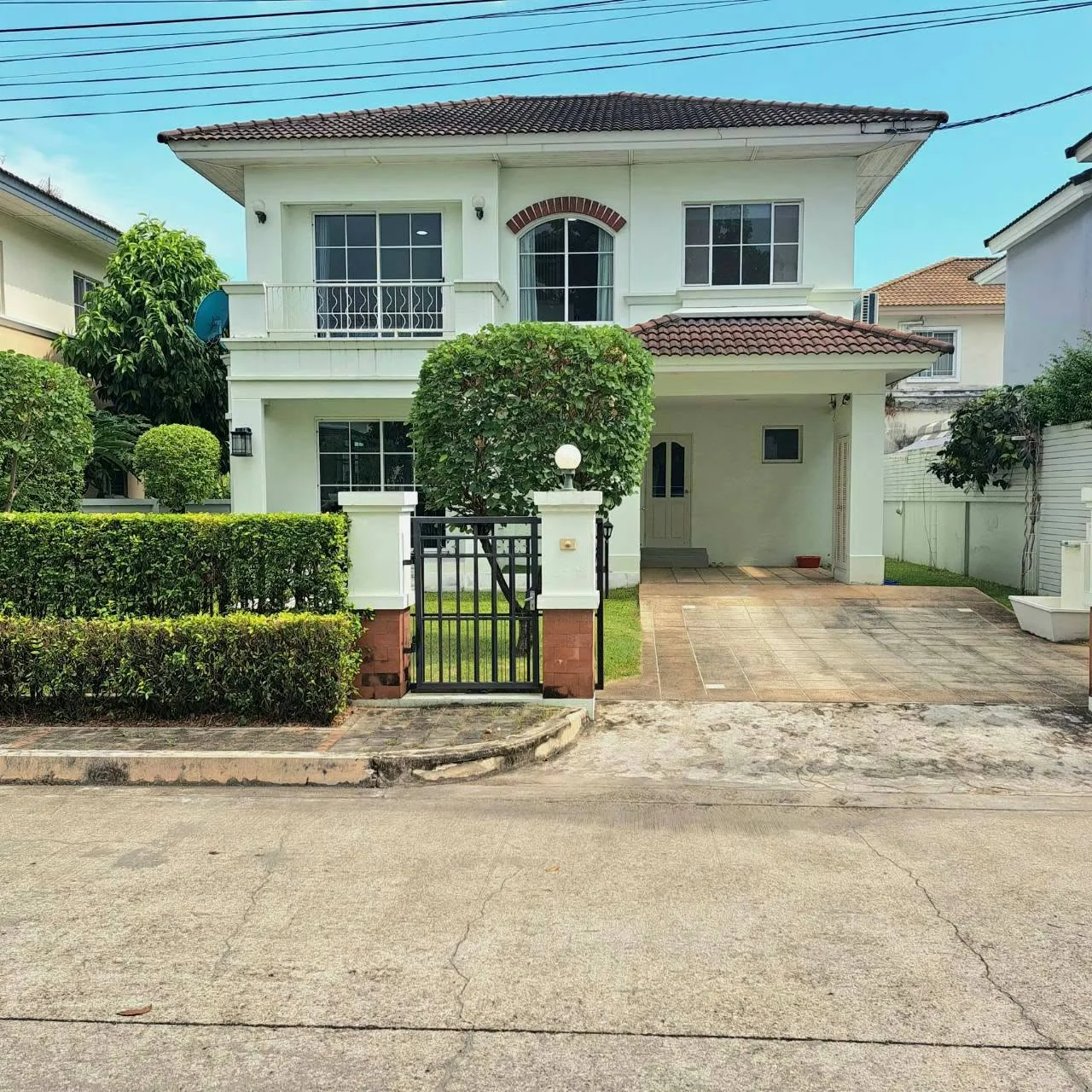 3 Bedroom condo in The Village